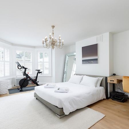 ברייטון Spacious 2 Bedroom Apartment With Beautiful Garde מראה חיצוני תמונה