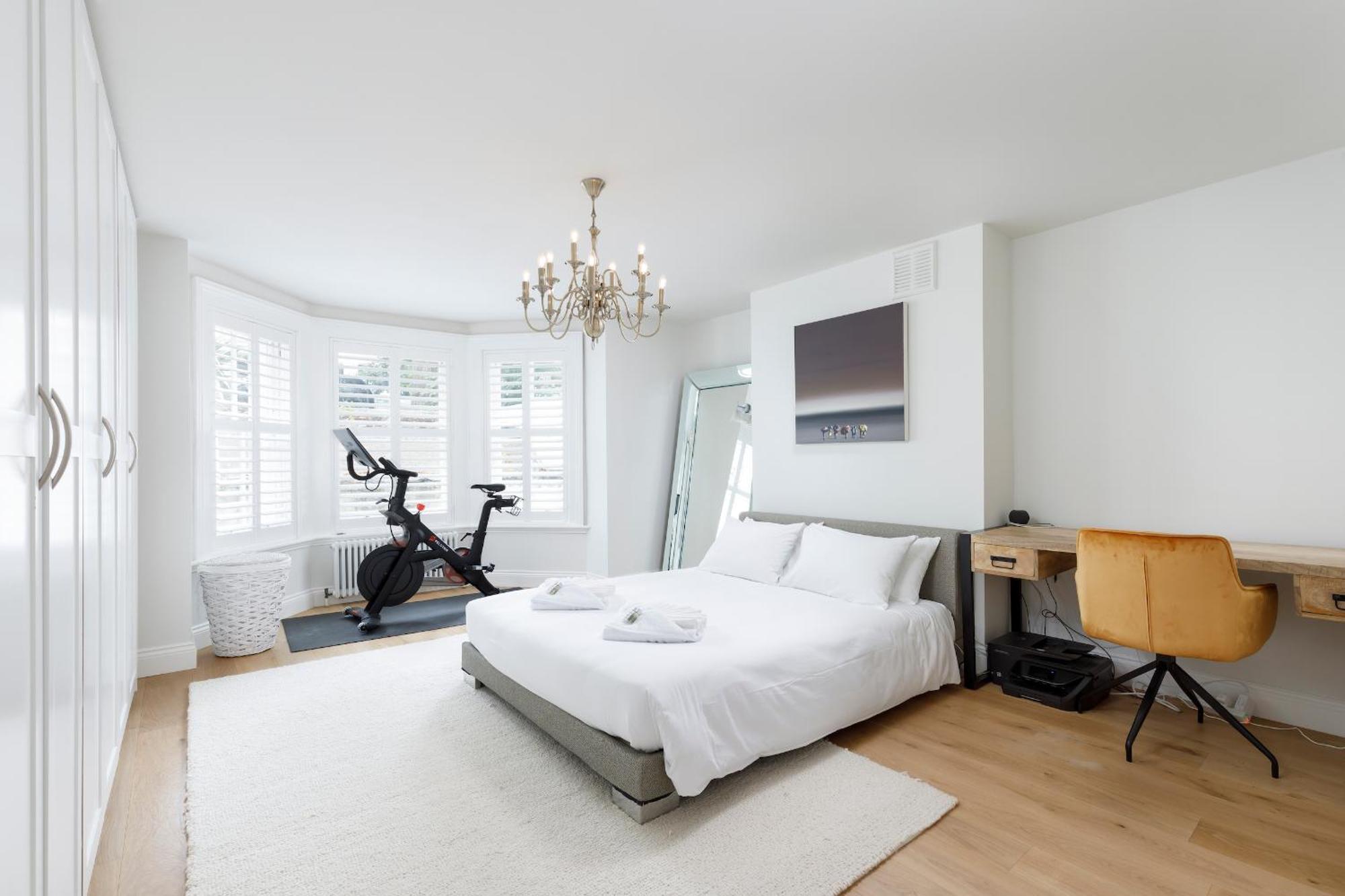 ברייטון Spacious 2 Bedroom Apartment With Beautiful Garde מראה חיצוני תמונה